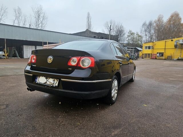 Черный Фольксваген Пассат, объемом двигателя 2 л и пробегом 340 тыс. км за 2857 $, фото 5 на Automoto.ua