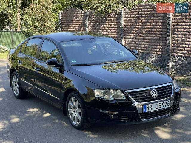 Чорний Фольксваген Пассат, об'ємом двигуна 1.6 л та пробігом 180 тис. км за 7500 $, фото 9 на Automoto.ua