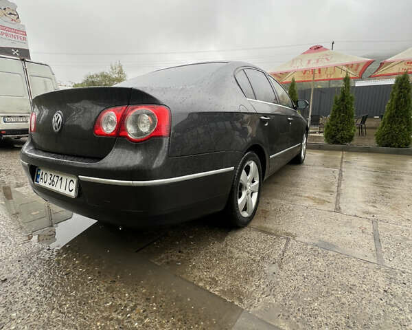Фольксваген Пассат 2007 в Виноградове на Automoto.ua Черный Фольксваген Пассат, объемом двигателя 2 л и пробегом 300 тыс. км за 4999 $, фото 6 на Automoto.ua