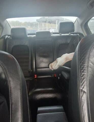 Чорний Фольксваген Пассат, об'ємом двигуна 2 л та пробігом 269 тис. км за 6500 $, фото 11 на Automoto.ua