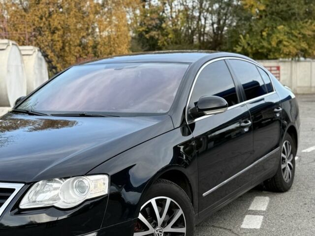 Черный Фольксваген Пассат, объемом двигателя 1.9 л и пробегом 360 тыс. км за 6100 $, фото 3 на Automoto.ua