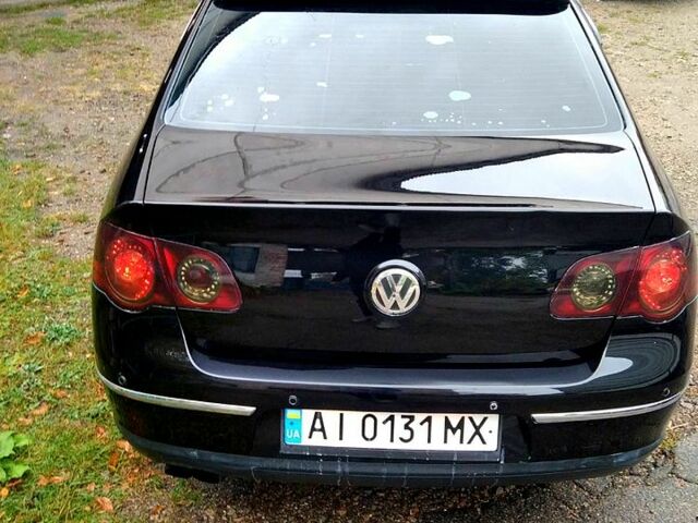 Черный Фольксваген Пассат, объемом двигателя 2 л и пробегом 350 тыс. км за 4200 $, фото 2 на Automoto.ua