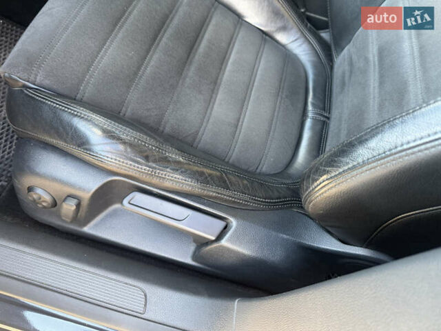 Черный Фольксваген Пассат, объемом двигателя 1.98 л и пробегом 354 тыс. км за 6200 $, фото 12 на Automoto.ua