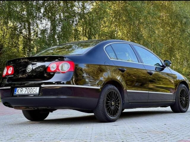 Черный Фольксваген Пассат, объемом двигателя 1.9 л и пробегом 265 тыс. км за 2631 $, фото 4 на Automoto.ua