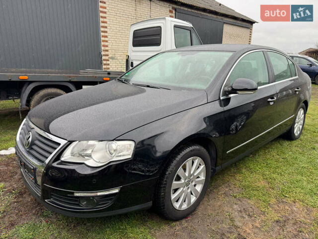 Чорний Фольксваген Пассат, об'ємом двигуна 1.6 л та пробігом 208 тис. км за 6490 $, фото 1 на Automoto.ua