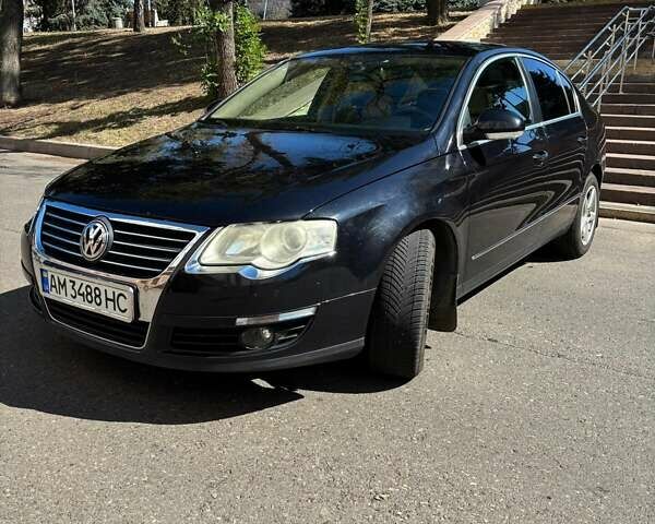 Черный Фольксваген Пассат, объемом двигателя 1.97 л и пробегом 255 тыс. км за 7300 $, фото 2 на Automoto.ua