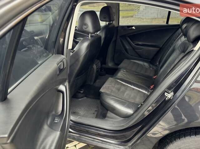 Черный Фольксваген Пассат, объемом двигателя 1.98 л и пробегом 574 тыс. км за 5600 $, фото 9 на Automoto.ua