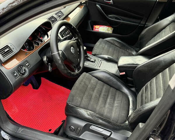 Чорний Фольксваген Пассат, об'ємом двигуна 2 л та пробігом 226 тис. км за 4400 $, фото 7 на Automoto.ua