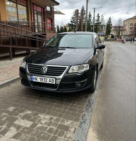 Чорний Фольксваген Пассат, об'ємом двигуна 2 л та пробігом 360 тис. км за 3700 $, фото 1 на Automoto.ua