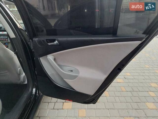 Черный Фольксваген Пассат, объемом двигателя 0 л и пробегом 186 тыс. км за 7777 $, фото 44 на Automoto.ua