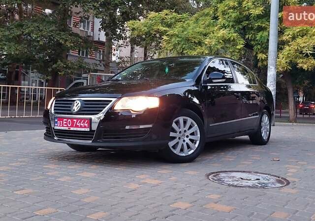 Черный Фольксваген Пассат, объемом двигателя 0 л и пробегом 186 тыс. км за 7777 $, фото 51 на Automoto.ua