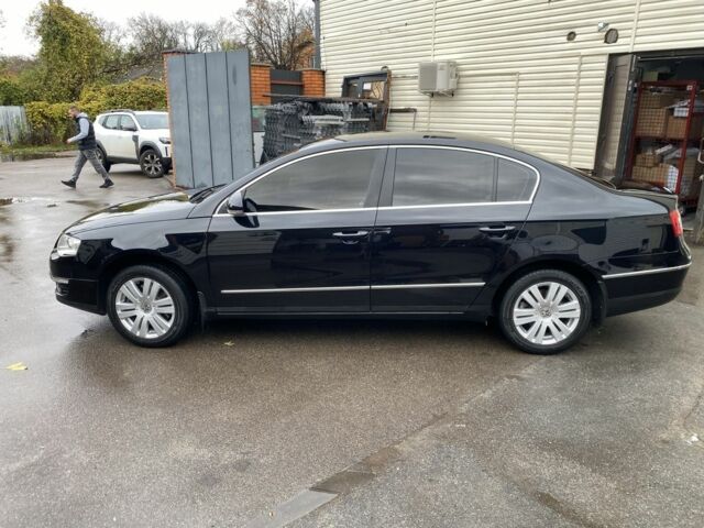 Черный Фольксваген Пассат, объемом двигателя 2 л и пробегом 250 тыс. км за 6100 $, фото 4 на Automoto.ua