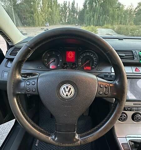 Фольксваген Пассат 2007 в Ахтырке на Automoto.ua Черный Фольксваген Пассат, объемом двигателя 1.97 л и пробегом 254 тыс. км за 6300 $, фото 11 на Automoto.ua