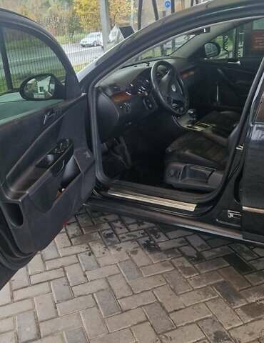 Чорний Фольксваген Пассат, об'ємом двигуна 2 л та пробігом 269 тис. км за 6500 $, фото 2 на Automoto.ua