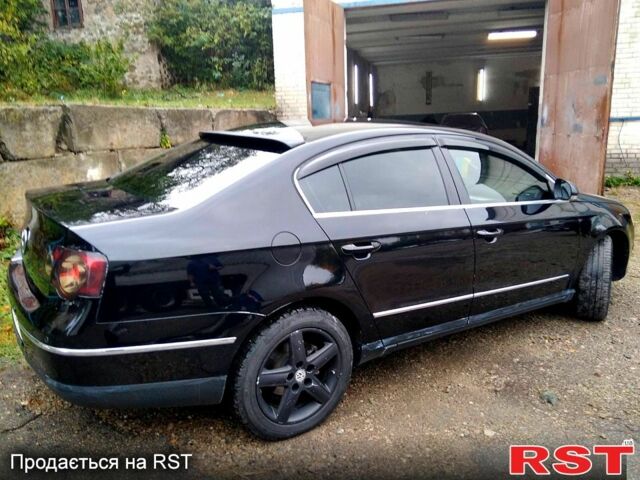 Черный Фольксваген Пассат, объемом двигателя 2 л и пробегом 350 тыс. км за 4200 $, фото 1 на Automoto.ua