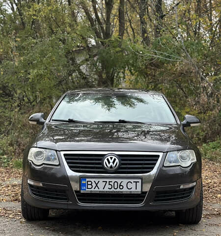 Чорний Фольксваген Пассат, об'ємом двигуна 1.97 л та пробігом 307 тис. км за 6600 $, фото 2 на Automoto.ua
