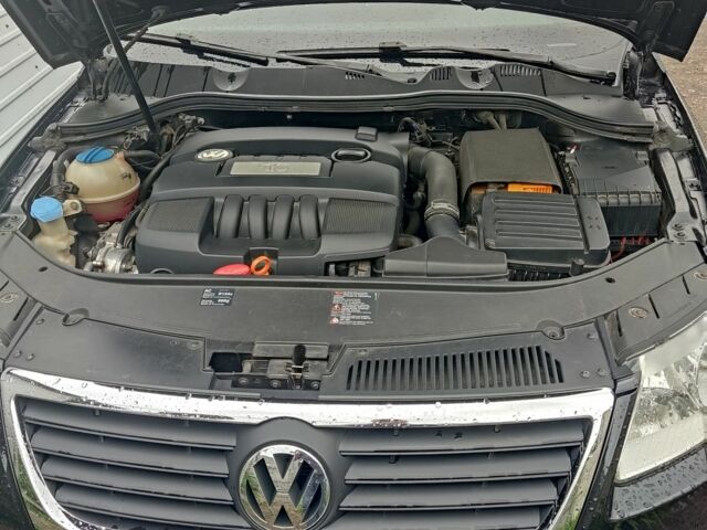 Чорний Фольксваген Пассат, об'ємом двигуна 1.6 л та пробігом 228 тис. км за 7200 $, фото 8 на Automoto.ua