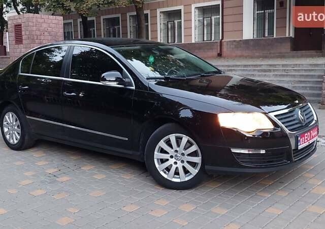 Черный Фольксваген Пассат, объемом двигателя 0 л и пробегом 186 тыс. км за 7777 $, фото 52 на Automoto.ua