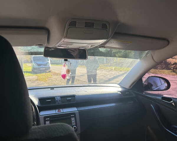 Черный Фольксваген Пассат, объемом двигателя 1.97 л и пробегом 326 тыс. км за 5500 $, фото 15 на Automoto.ua