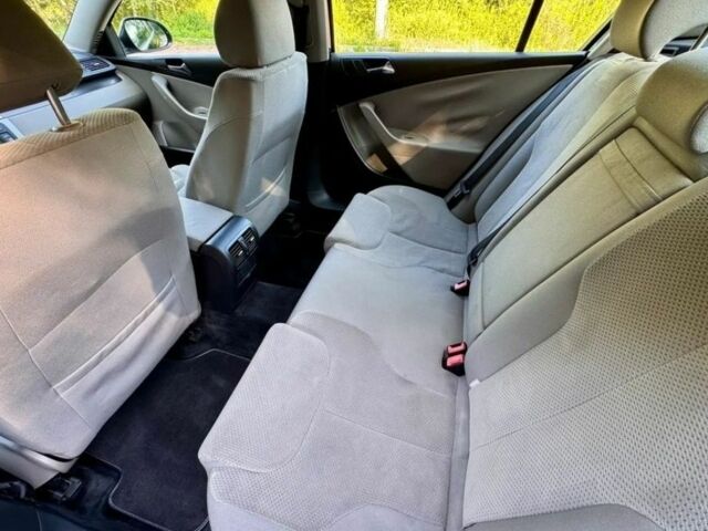 Чорний Фольксваген Пассат, об'ємом двигуна 1.9 л та пробігом 245 тис. км за 1950 $, фото 7 на Automoto.ua