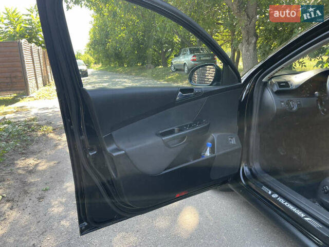 Чорний Фольксваген Пассат, об'ємом двигуна 1.6 л та пробігом 180 тис. км за 7500 $, фото 78 на Automoto.ua