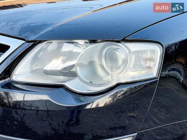 Черный Фольксваген Пассат, объемом двигателя 1.6 л и пробегом 270 тыс. км за 6000 $, фото 3 на Automoto.ua