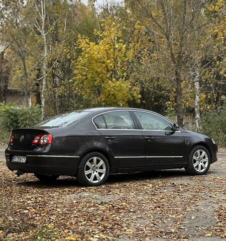 Чорний Фольксваген Пассат, об'ємом двигуна 1.97 л та пробігом 307 тис. км за 6600 $, фото 9 на Automoto.ua