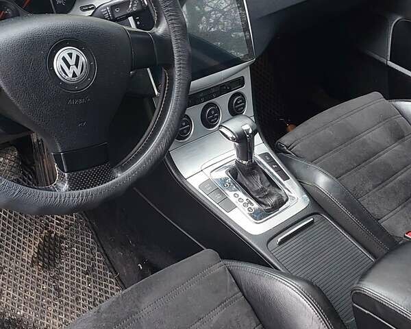 Черный Фольксваген Пассат, объемом двигателя 1.97 л и пробегом 249 тыс. км за 7500 $, фото 3 на Automoto.ua