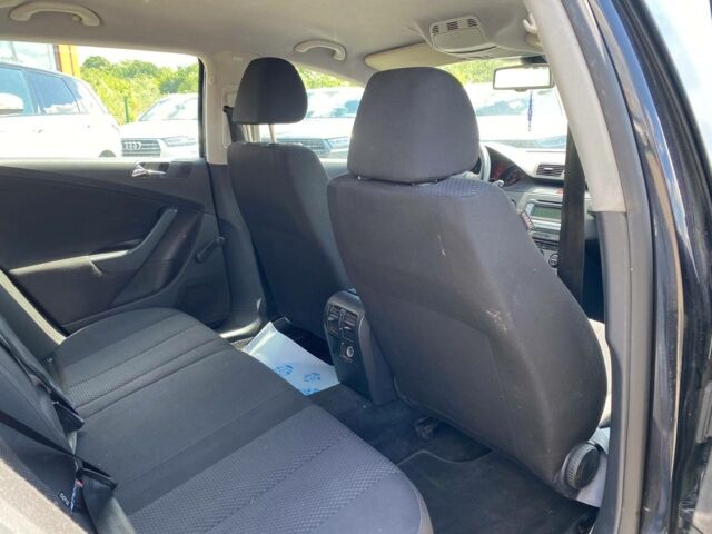 Черный Фольксваген Пассат, объемом двигателя 1.6 л и пробегом 285 тыс. км за 6500 $, фото 19 на Automoto.ua