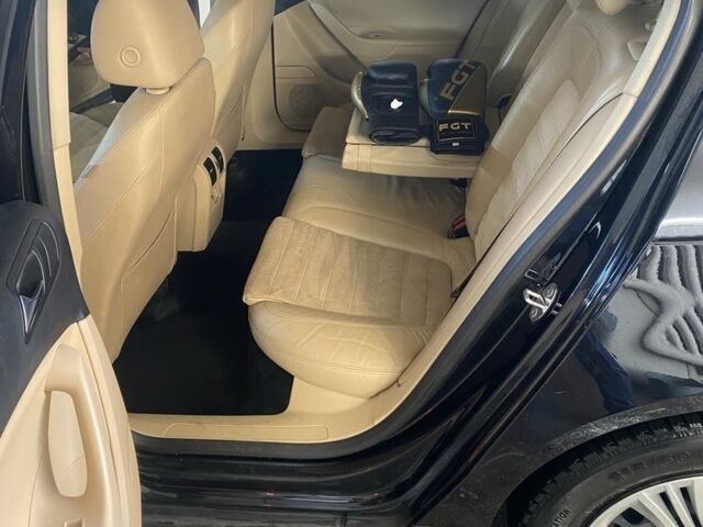 Черный Фольксваген Пассат, объемом двигателя 2 л и пробегом 250 тыс. км за 6100 $, фото 11 на Automoto.ua