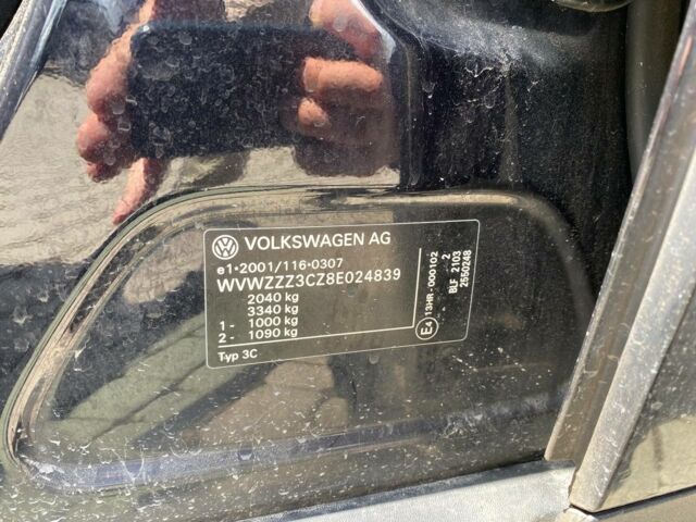 Черный Фольксваген Пассат, объемом двигателя 1.6 л и пробегом 285 тыс. км за 6500 $, фото 23 на Automoto.ua