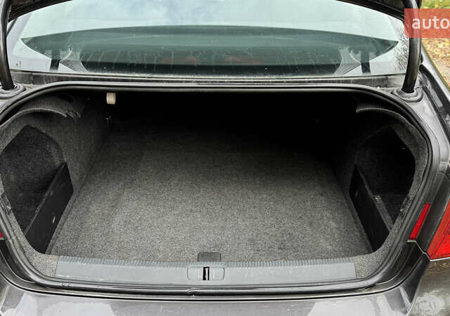 Чорний Фольксваген Пассат, об'ємом двигуна 1.97 л та пробігом 307 тис. км за 6600 $, фото 14 на Automoto.ua