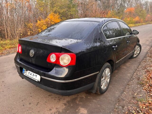 Чорний Фольксваген Пассат, об'ємом двигуна 2 л та пробігом 210 тис. км за 5800 $, фото 1 на Automoto.ua
