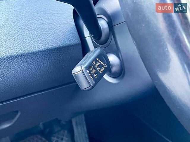 Черный Фольксваген Пассат, объемом двигателя 1.6 л и пробегом 270 тыс. км за 6000 $, фото 6 на Automoto.ua