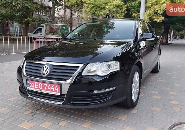 Черный Фольксваген Пассат, объемом двигателя 0 л и пробегом 186 тыс. км за 7777 $, фото 21 на Automoto.ua