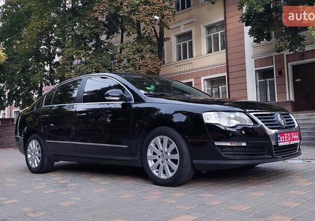 Черный Фольксваген Пассат, объемом двигателя 0 л и пробегом 186 тыс. км за 7777 $, фото 67 на Automoto.ua