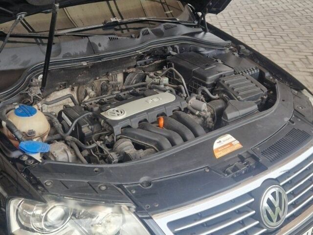 Чорний Фольксваген Пассат, об'ємом двигуна 2 л та пробігом 269 тис. км за 6500 $, фото 4 на Automoto.ua