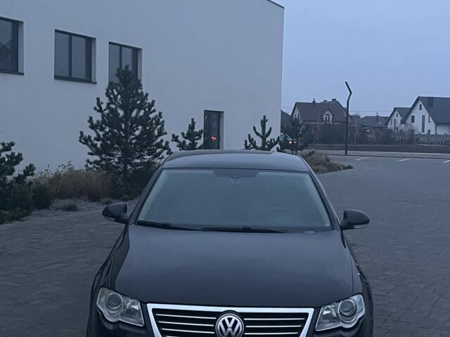 Черный Фольксваген Пассат, объемом двигателя 2 л и пробегом 271 тыс. км за 5750 $, фото 3 на Automoto.ua