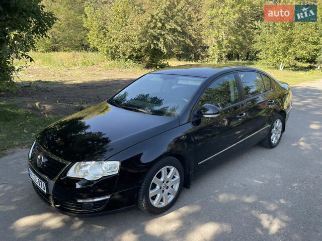 Чорний Фольксваген Пассат, об'ємом двигуна 1.6 л та пробігом 180 тис. км за 7500 $, фото 20 на Automoto.ua