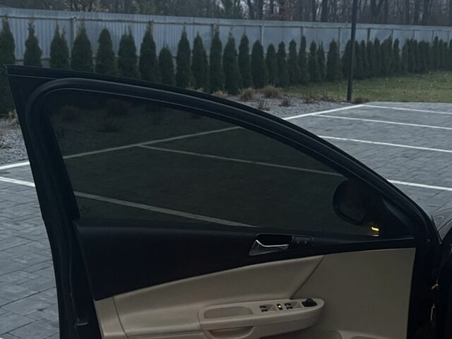 Черный Фольксваген Пассат, объемом двигателя 2 л и пробегом 271 тыс. км за 5750 $, фото 12 на Automoto.ua