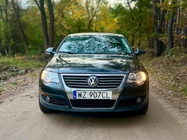 Черный Фольксваген Пассат, объемом двигателя 2 л и пробегом 240 тыс. км за 1650 $, фото 1 на Automoto.ua