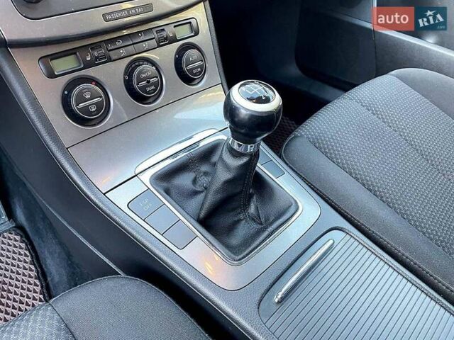 Черный Фольксваген Пассат, объемом двигателя 1.6 л и пробегом 270 тыс. км за 6000 $, фото 8 на Automoto.ua