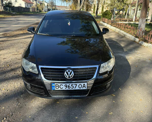 Черный Фольксваген Пассат, объемом двигателя 1.97 л и пробегом 326 тыс. км за 5500 $, фото 19 на Automoto.ua