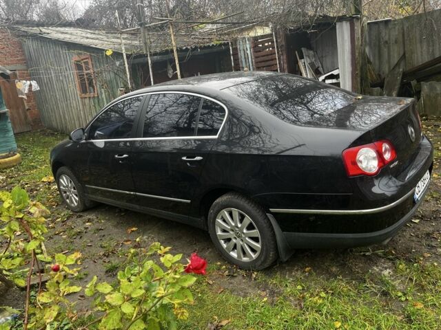 Черный Фольксваген Пассат, объемом двигателя 2 л и пробегом 204 тыс. км за 6800 $, фото 2 на Automoto.ua