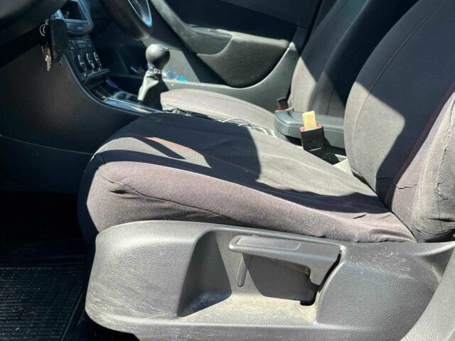 Чорний Фольксваген Пассат, об'ємом двигуна 2 л та пробігом 164 тис. км за 5790 $, фото 14 на Automoto.ua