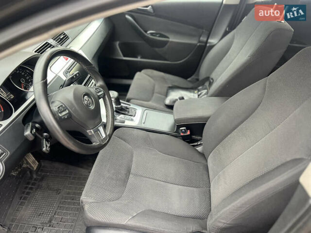 Фольксваген Пассат 2007 у Нежине на Automoto.ua Чорний Фольксваген Пассат, об'ємом двигуна 2 л та пробігом 138 тис. км за 6500 $, фото 10 на Automoto.ua