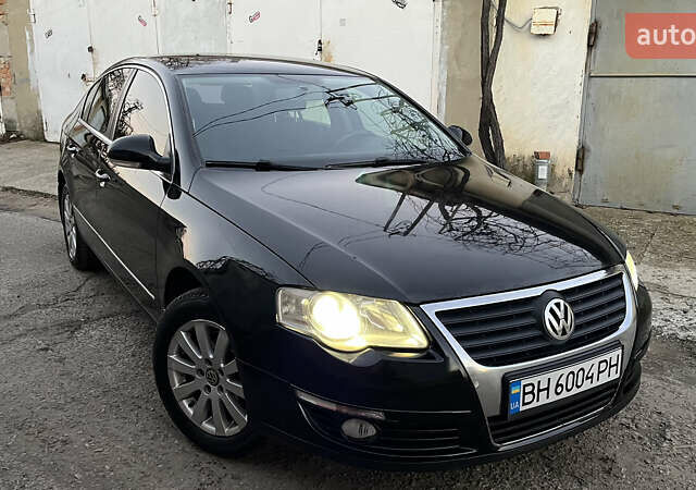 Черный Фольксваген Пассат, объемом двигателя 1.8 л и пробегом 279 тыс. км за 6200 $, фото 4 на Automoto.ua