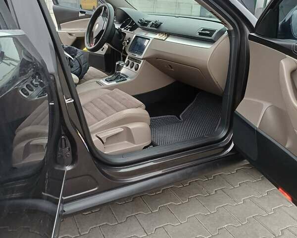 Черный Фольксваген Пассат, объемом двигателя 1.97 л и пробегом 253 тыс. км за 7800 $, фото 17 на Automoto.ua