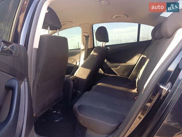 Черный Фольксваген Пассат, объемом двигателя 1.8 л и пробегом 225 тыс. км за 6650 $, фото 6 на Automoto.ua