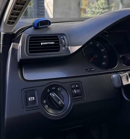 Чорний Фольксваген Пассат, об'ємом двигуна 1.8 л та пробігом 211 тис. км за 6500 $, фото 23 на Automoto.ua